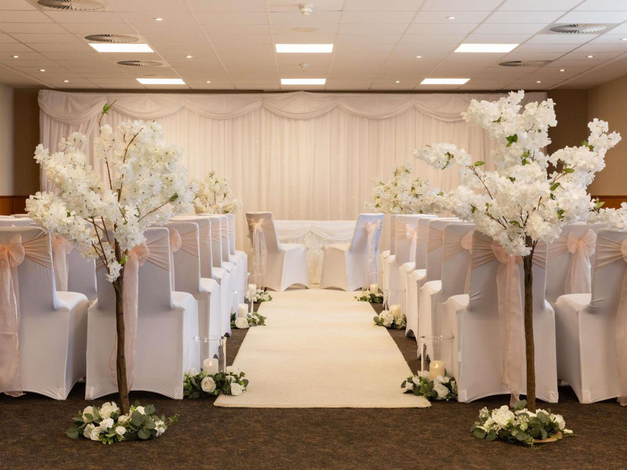 Novotel Milton Keynes Eksteriør billede