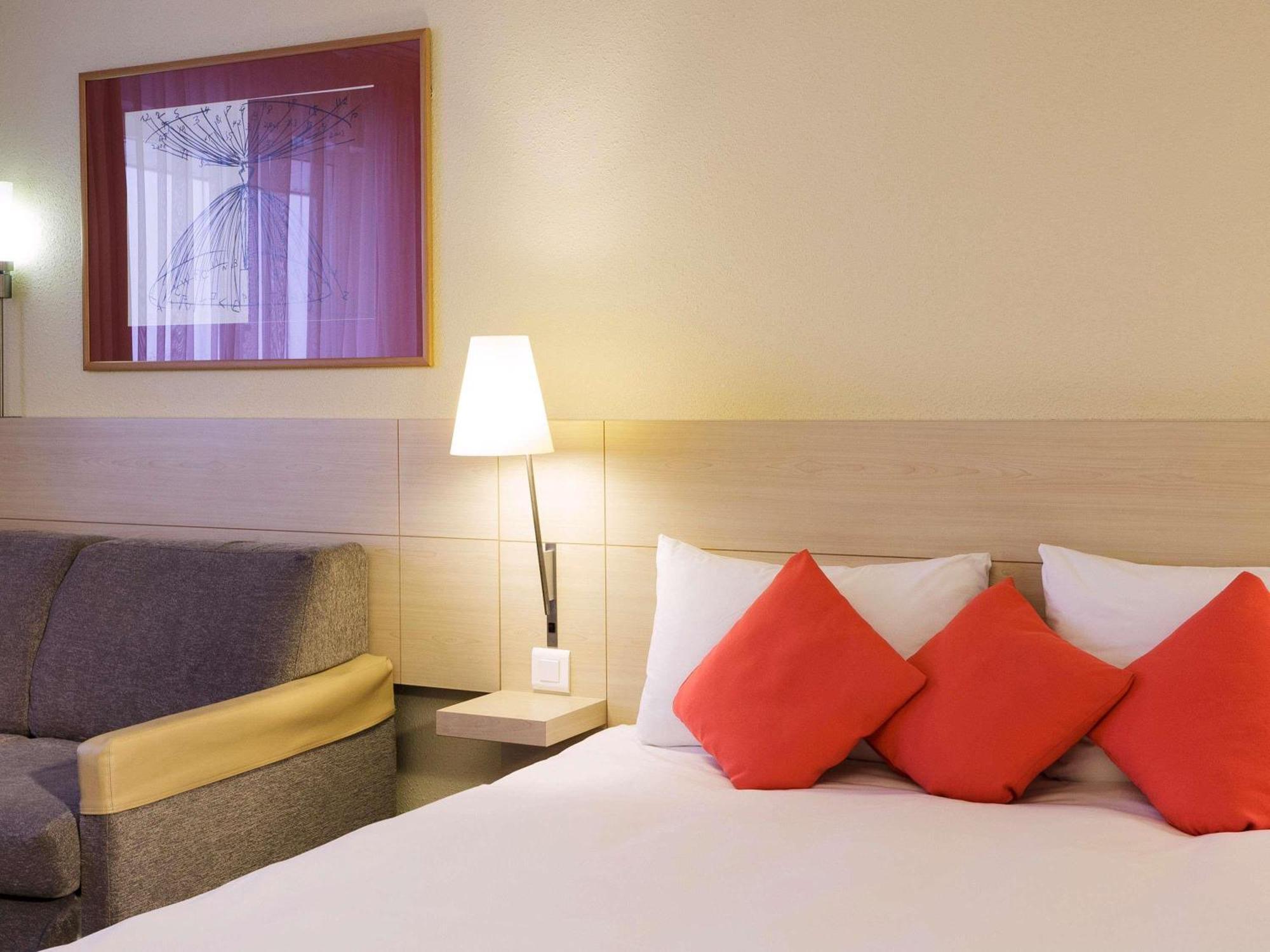 Novotel Milton Keynes Eksteriør billede